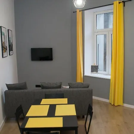 Apartment Sweet Yellow *